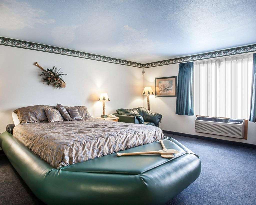 Rodeway Inn & Suites Σποκάν Δωμάτιο φωτογραφία