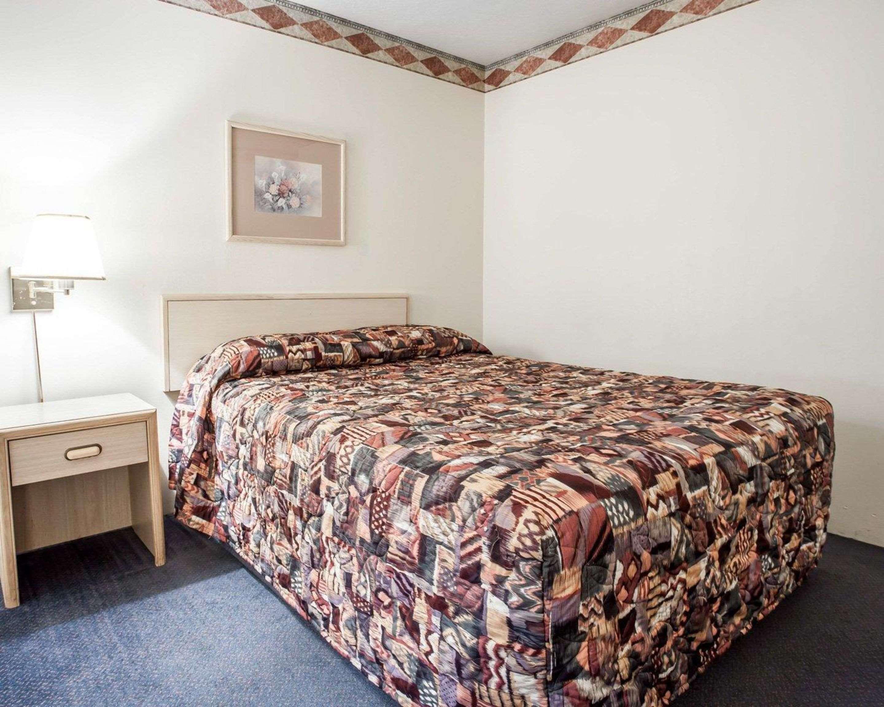 Rodeway Inn & Suites Σποκάν Εξωτερικό φωτογραφία