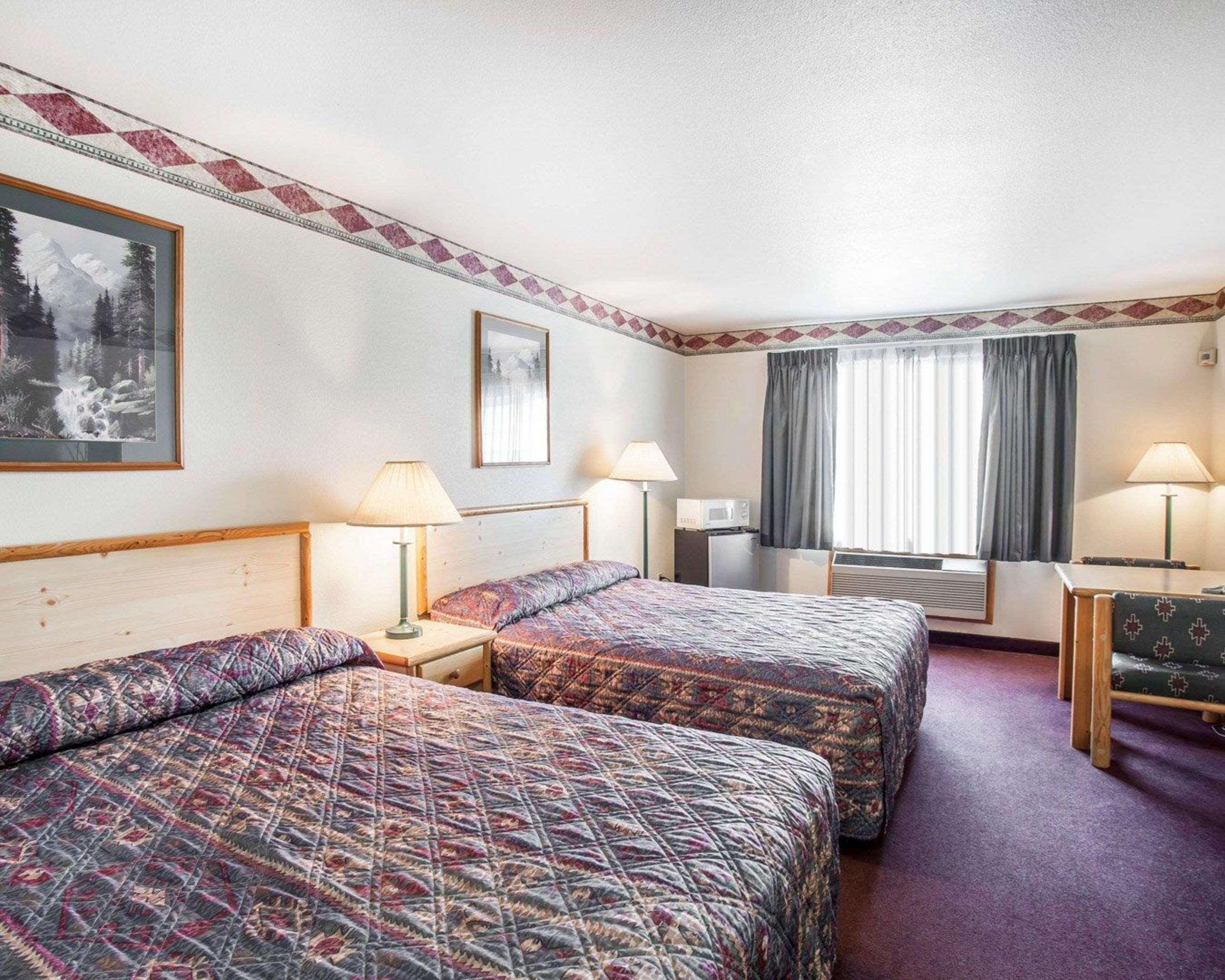 Rodeway Inn & Suites Σποκάν Εξωτερικό φωτογραφία