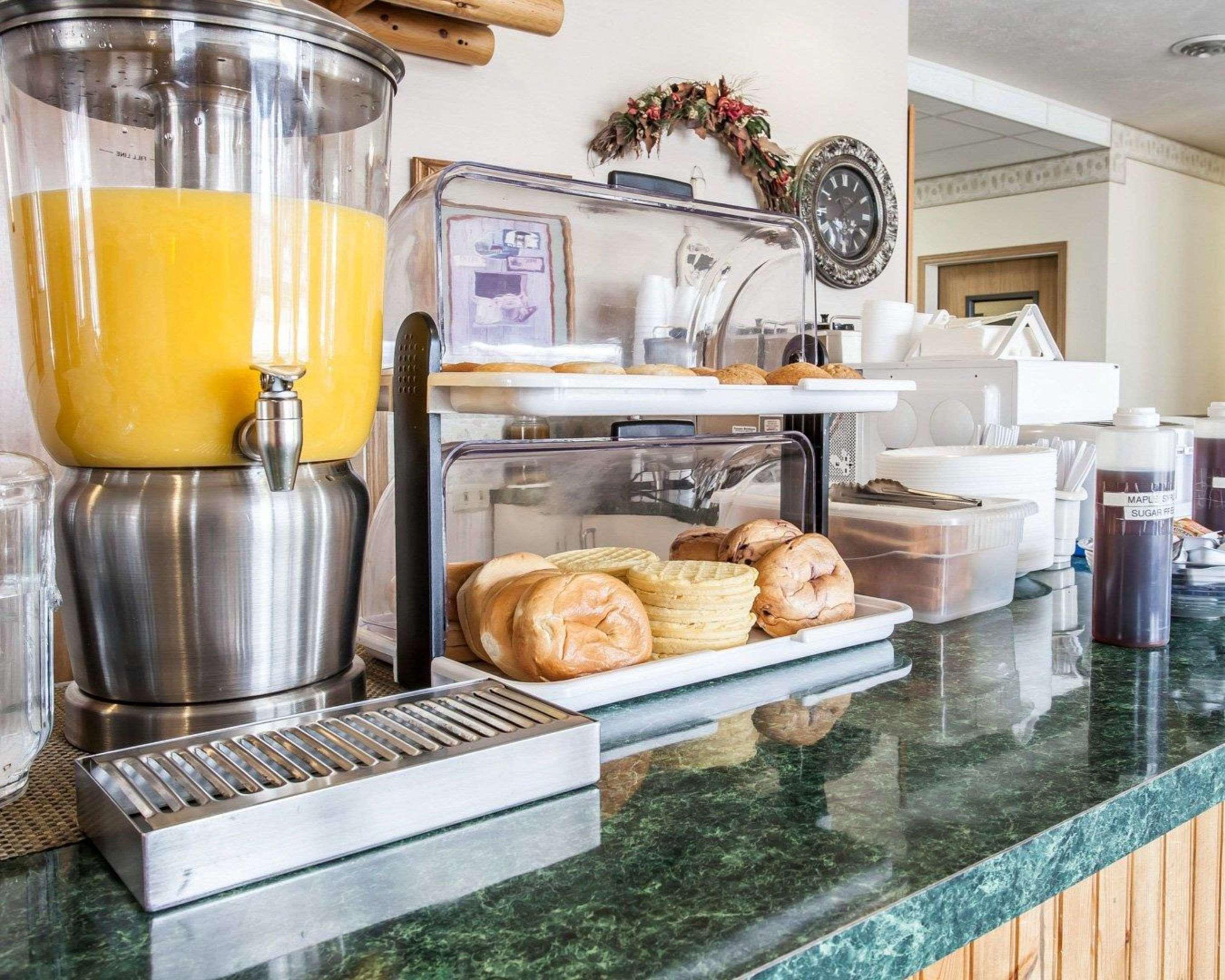 Rodeway Inn & Suites Σποκάν Εξωτερικό φωτογραφία