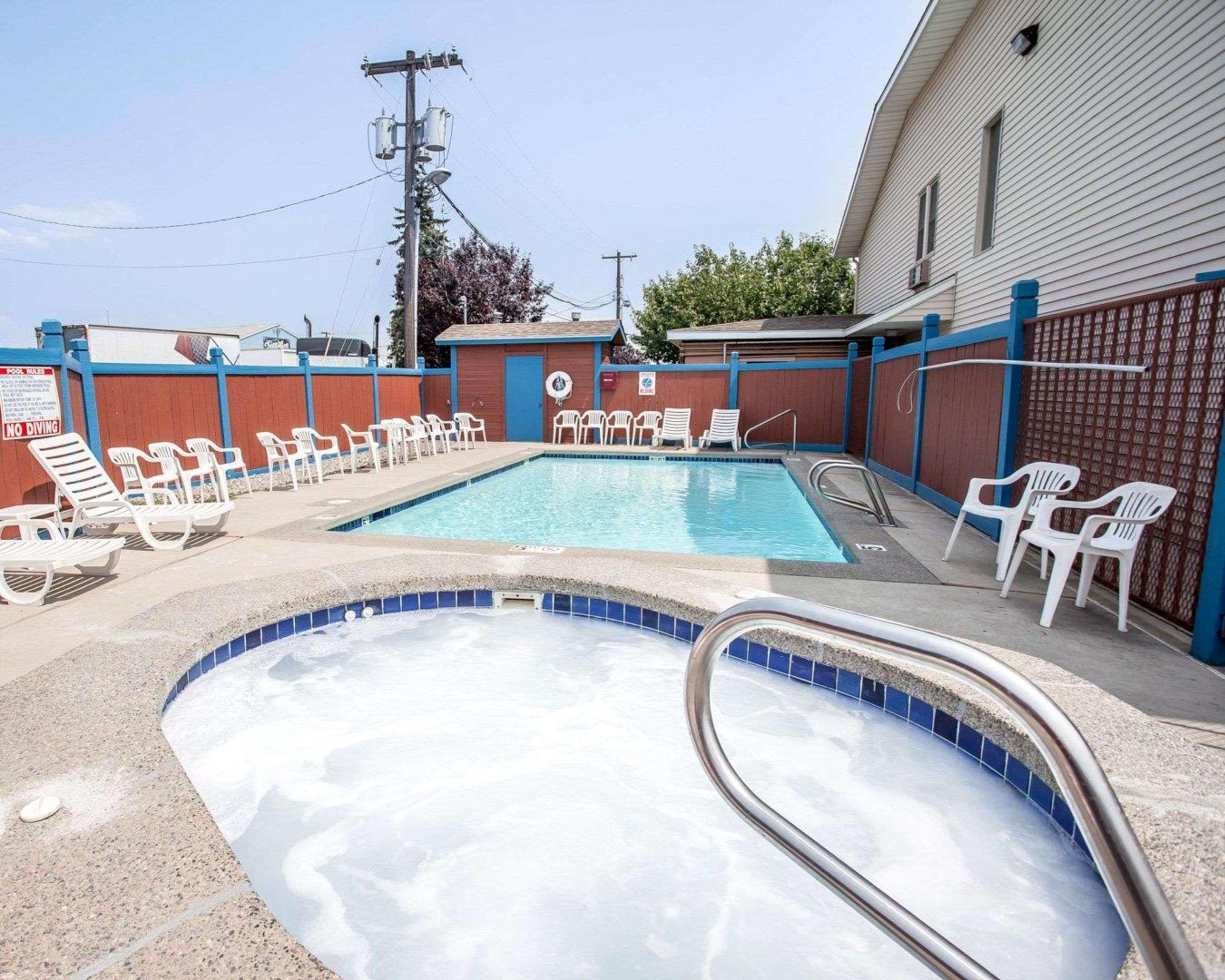 Rodeway Inn & Suites Σποκάν Εξωτερικό φωτογραφία