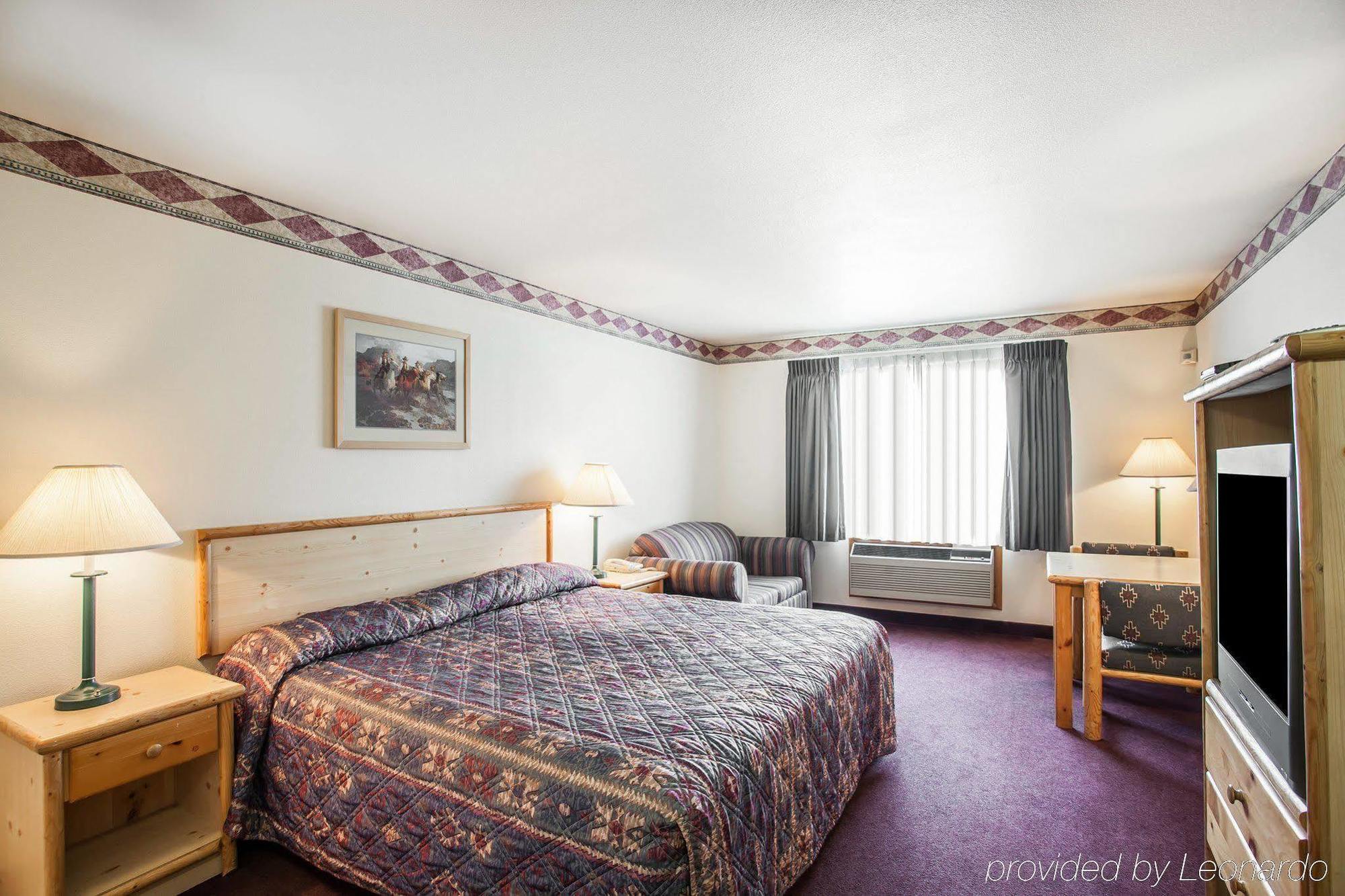 Rodeway Inn & Suites Σποκάν Εξωτερικό φωτογραφία