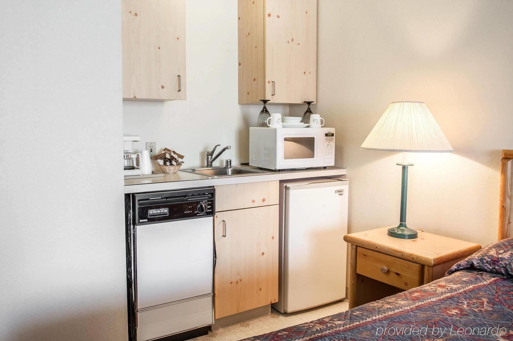 Rodeway Inn & Suites Σποκάν Εξωτερικό φωτογραφία