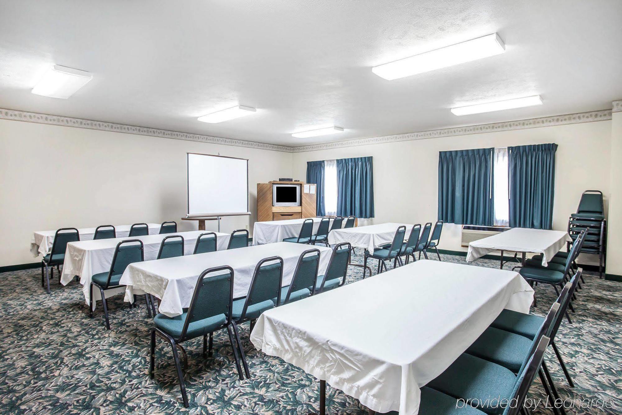 Rodeway Inn & Suites Σποκάν Εξωτερικό φωτογραφία